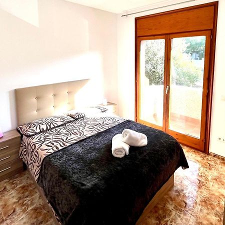 Amplio Apartamento, 5 Camas ซานต์ เอสเตเว เซสโรวิเรส ภายนอก รูปภาพ